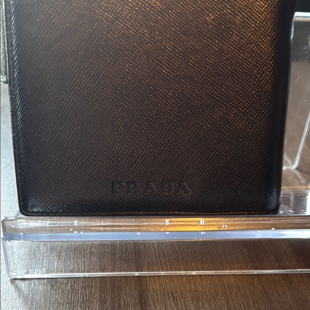 Authentic Prada Black Leather Agenda - Picture 4 of 9